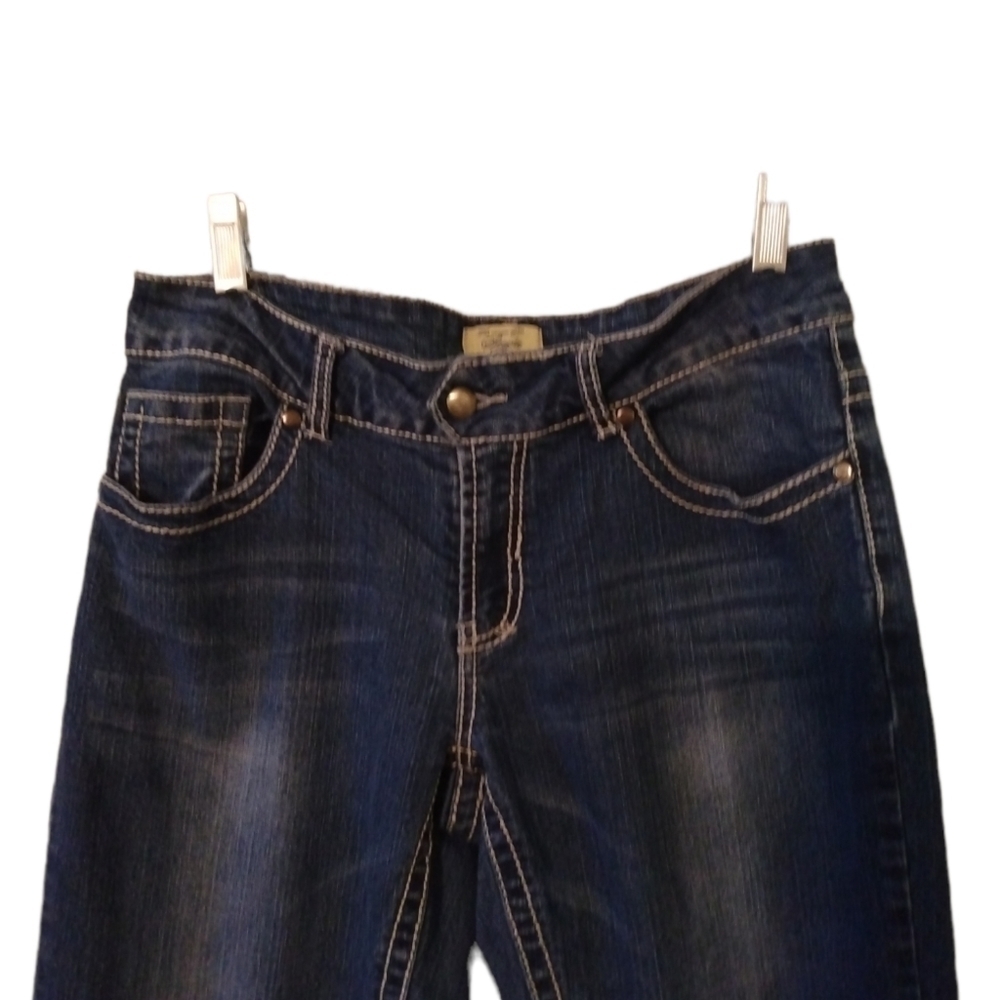 The Magic of Stevie & Lindsay Slightly Distressed Jeans Size 8 - Picture 2 of 9